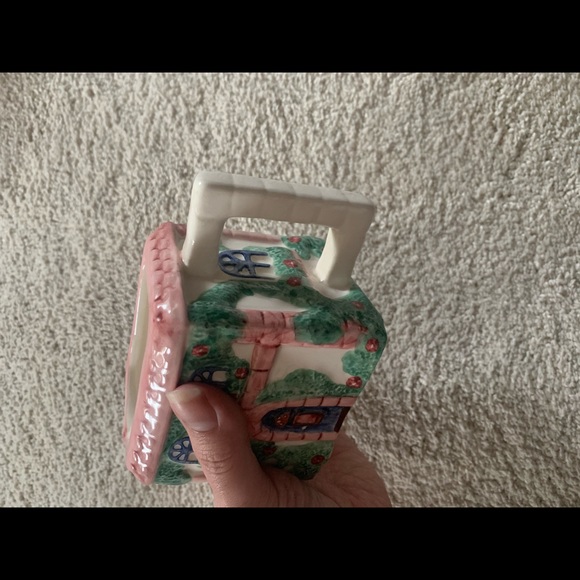 Adorable 6 Piece Cottagecore Teapot Set 🫖 - Picture 4 of 12